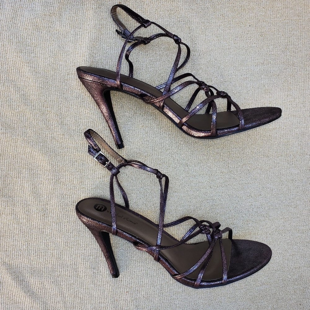 Y2k Whimsy Goth Strappy 4 1/2" Heels Pewter Metallic Size 8.5